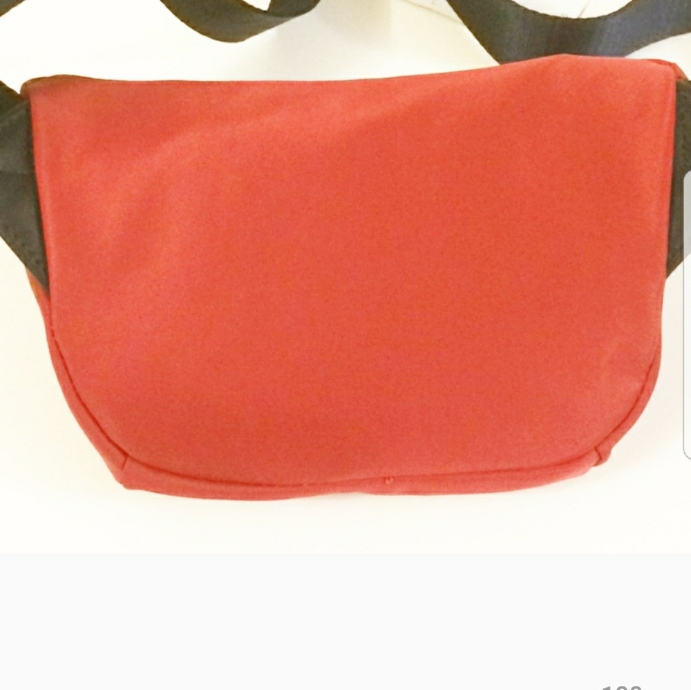 🚫 SOLD 🚫 Tommy Hilfiger Fanny Pack Belt Bag - Picture 4 of 5